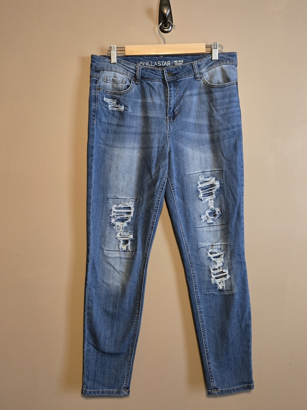 Vanilla Star Women's Distressed Blue Skinny Jeans